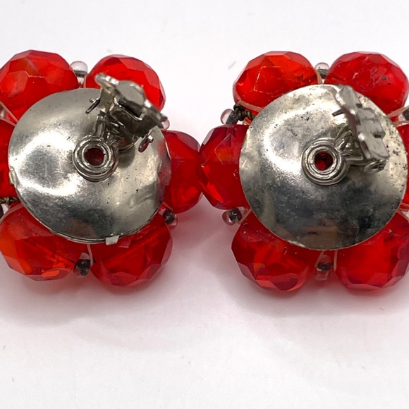 West Germany Signed Vintage Red Crystal Bead Clip-on Earrings - Picture 5 of 13
